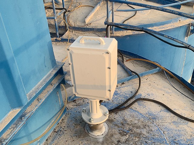 为什么越来越多的粉料仓选用接触式料位计