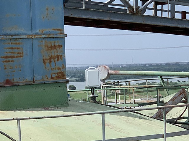 06.jpg